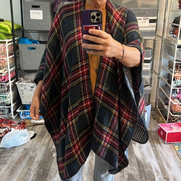 Woolrich Sweaters - Woolrich Reservable Shrug